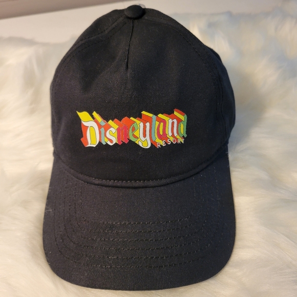 Disneyland Resort Black Cap Unisex - Picture 1 of 7